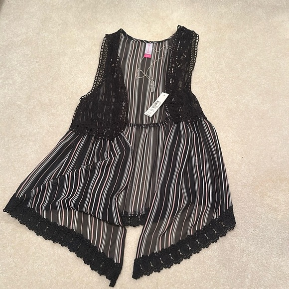 NWT Tank top cover up with necklace - Picture 1 of 2